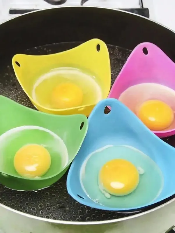 4 pz In Colori Casuali Cuoci Uovo Stampo Tazza In Silicone Uovo Bracconiere Tazze di Uovo In Camicia Per Microonde Friggitrice Ad Aria Piano Cottura Uovo Cottura — image 3