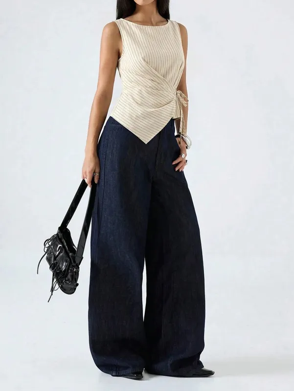 Elegantes Damen-Tanktop mit Streifendruck, schmale Passform, seitliches Bindeband, plissiert, ärmelloses Oberteil, lässig, asymmetrischer Saum, Boot-Tanktop, Sommer 2026 — image 5