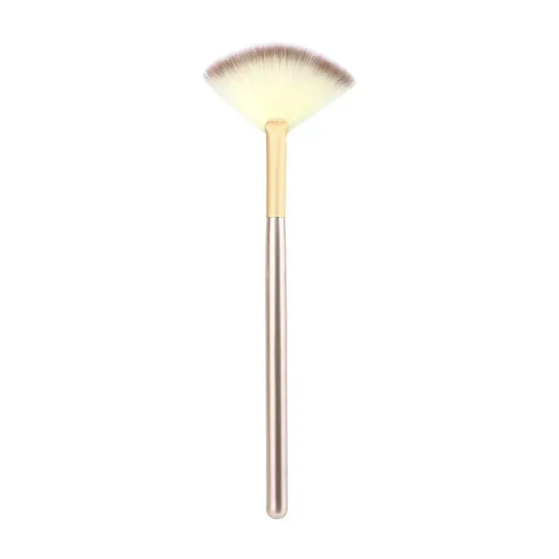 5 ชิ้นแปรงพัดลมแปรงหน้าแปรงแต่งหน้านุ่มเครื่องสำอาง Applicator เครื่องมือด้ามไม้และเส้นใยนุ่มสำหรับหน้ากากลอกไกลโคลิก — image 3