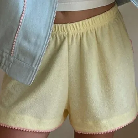 Gepunktete, abgeschnittene Windjacke, Kontrastrosa, Nahtpaspelierung, Seitentaschen, lockere Oberbekleidung, 2026 Herbst, Straße, Alltag, Damenmantel — image 9