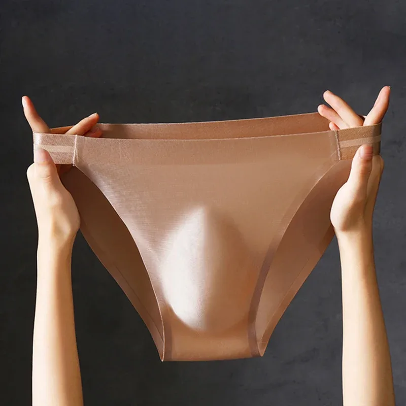 Slip da uomo senza cuciture ad asciugatura rapida Intimo tinta unita Seta di ghiaccio Mutande leggere e sottili Mutandine sexy traspiranti 3D Pouch Undies — image 6