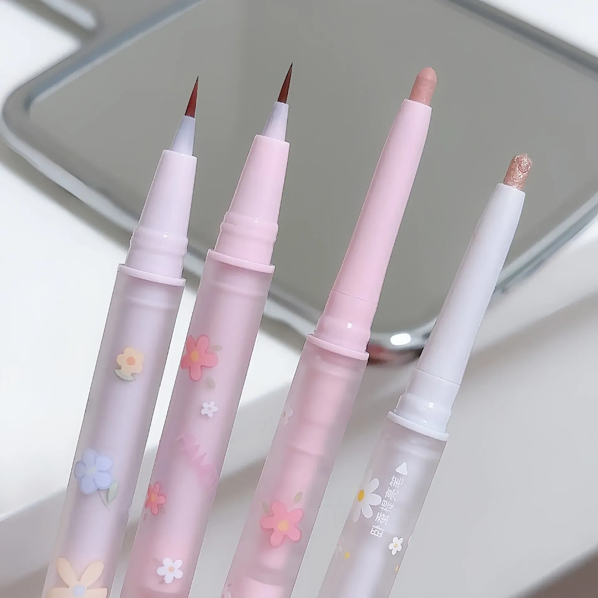 Eyeliner liquido a doppia testa Matita per ombretto Eye Highlighting Eyeshadow Stick Penna gel per trucco naturale per occhi grandi — image 6