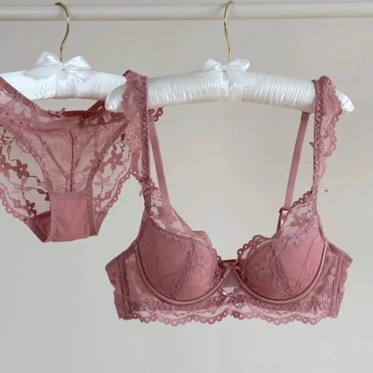 Seksi Dantel Yay Ince Kesit Sutyen Küçük Göğüsler Toplanan Yardımcısı Göğüsler Rahat Yumuşak Çelik Halka Anti-Sarkma Sutyen Seti — image 5