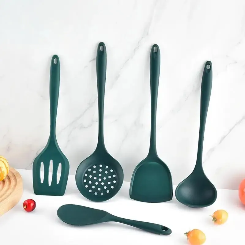 5 pezzi utensili da cucina in silicone per uso alimentare set spatola antiaderente resistente al calore mestolo cucchiaio a fessura strumenti di cottura verde — image 1