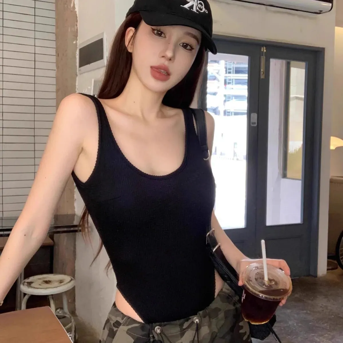 สีดำStrappyบอดี้สูทเซ็กซี่Backless Ribbedบอดี้สูทRomper String Femmeเซ็กซี่แขนกุดTop Gloved bodysuit Bodyหญิง — image 2