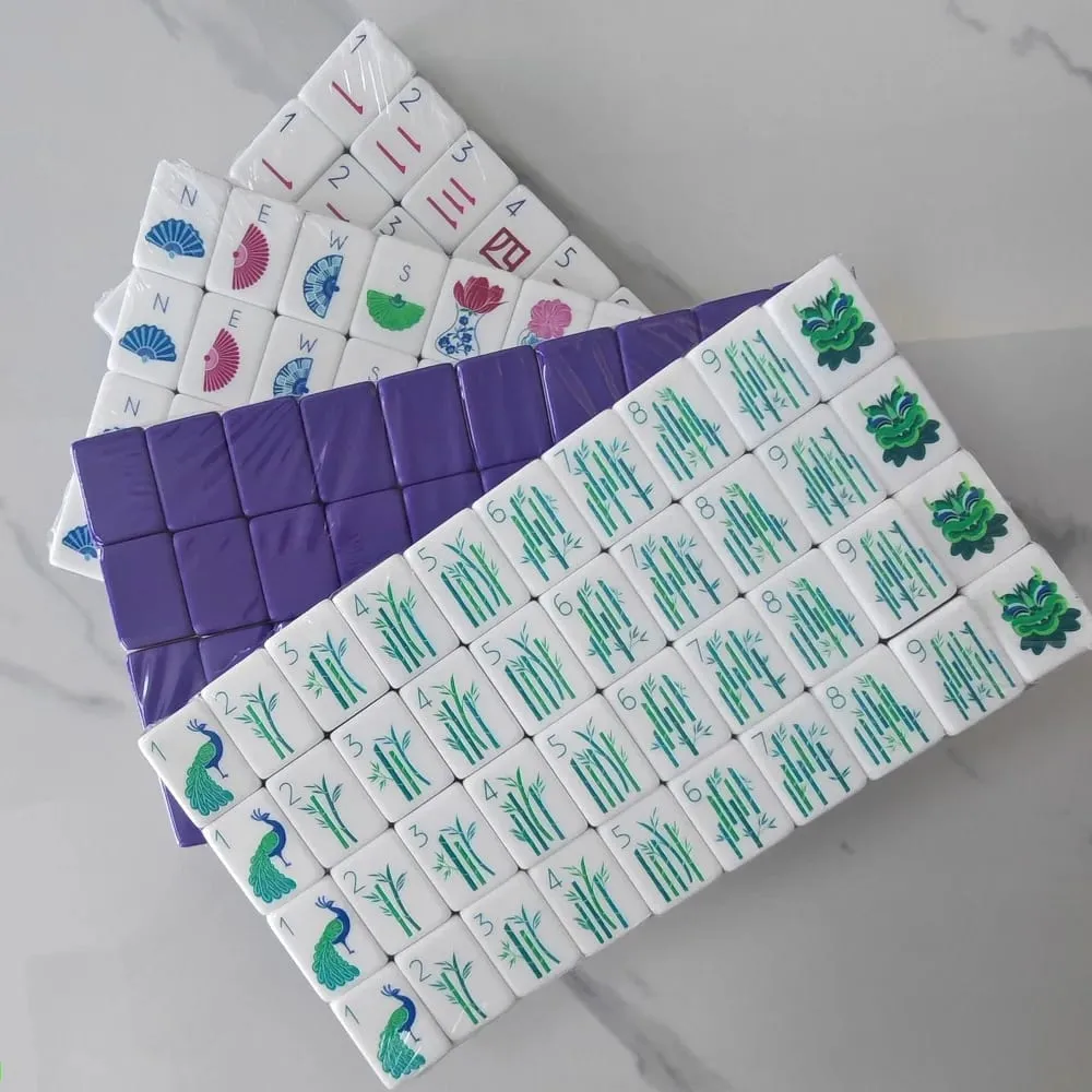 Set Mahjong americano personalizzabile 160 piastrelle Mah Jongg acrilico a 4 strati Regali a sorpresa Mahjong Giochi portatili per feste in famiglia — image 9