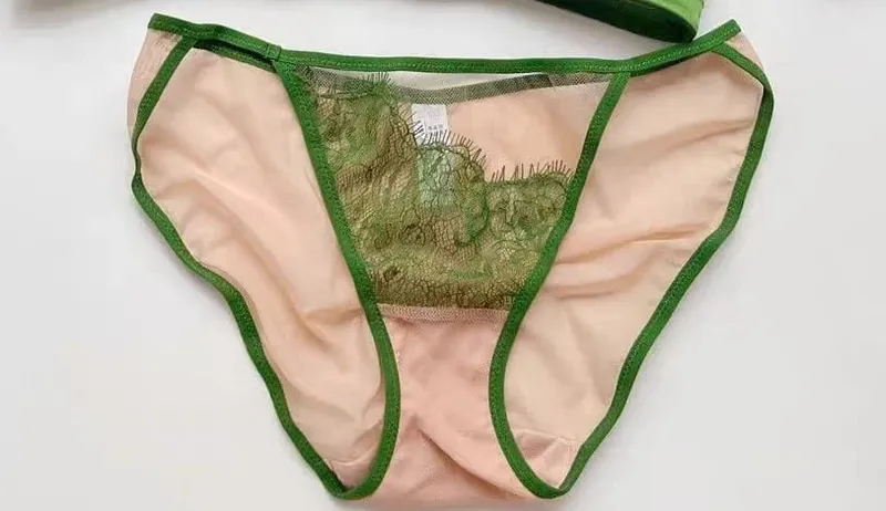 Førsteklasses gennemsigtigt mesh-bh-sæt frynsede blonder med halv kop minimizer Ultratynd luksusundertøj fuld bustdækning Slank silhuet