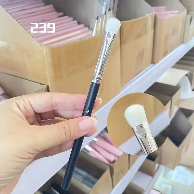 4ks make-up štětec na oční stíny plochý oční stíny stínítko záhyby štětce na oční stíny kozí vlasy tekutý krém na pudrový make-up — image 10