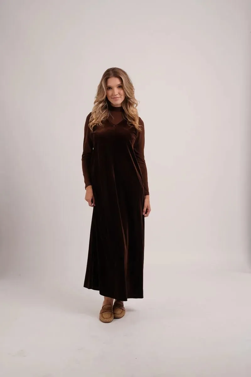 AS AW26 เดรสจั๊มเปอร์ผ้ากำมะหยี่มีกระเป๋าข้าง + เสื้อเจอร์ซีย์เบสิค — image 4