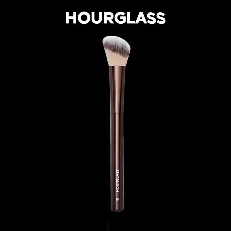 No. 15 Liquid Blush Brush Angled Contour Brush Loose Powder Brush Professional beauty tools — image 1
