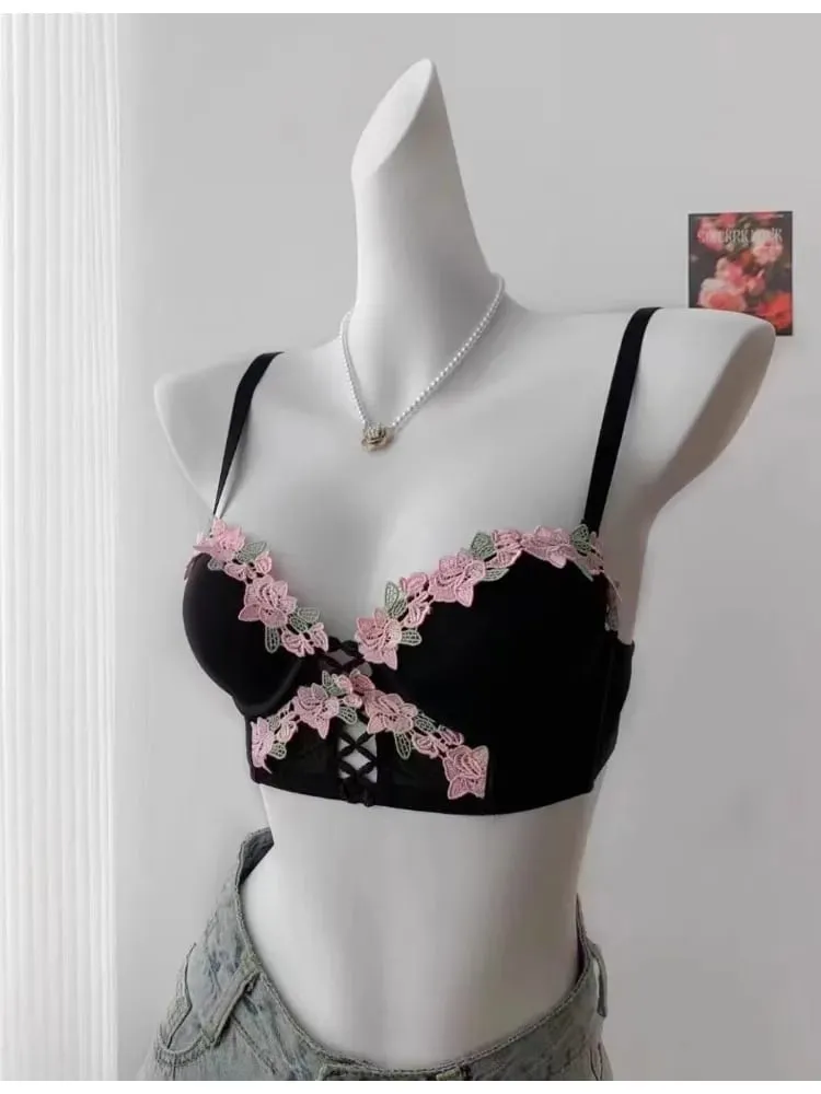London Anime Bralette - บราไร้สายที่ละเอียดอ่อนสำหรับชุดวัยรุ่นชุดชั้นในฤดูร้อนของญี่ปุ่นหน้าอกเล็ก Close-Fit Subtle Allure — image 2