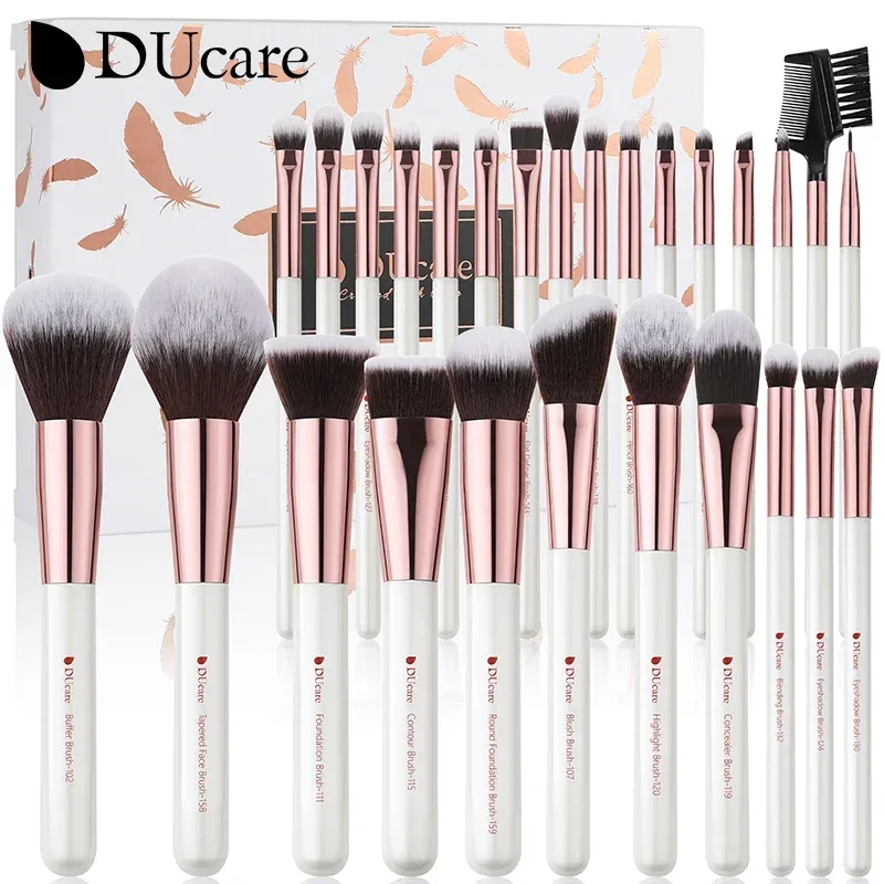 DUcare Kuas Rias Hitam Kuas Rias Profesional Eyeshadow Foundation Bedak Rambut Sintetis Lembut Kuas Rias Brochas Maquillaje