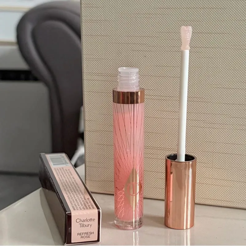 Charlotte Tilbury CT – ensemble de maquillage, hydratant pour les lèvres au collagène léger, poudre pressée pour une finition impeccable, fard à paupières quatre couleurs — image 17