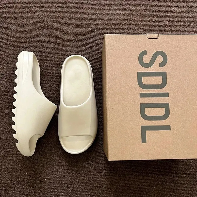 2025 Hot sales Coconut Slippers Cloud Thick-soled Sandals Summer Fashion Soft Bottom Beach Men Slippers Women's SandalsSlides — image 1