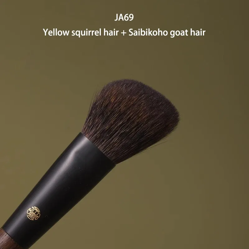 Kuas Rias Buatan Tangan Profesional 1 Buah Kuas Kontur Siku Rambut Kambing Kuda Rubah Tupai Kuas Rias Pegangan Walnut — image 11