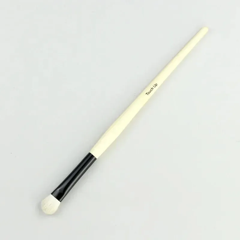 Professional แปรงแต่งหน้าสำหรับไม้กวาด Foundation Eye Liner Shadows Contour Lipgloss Eyehodaws แปรง косметика — image 7
