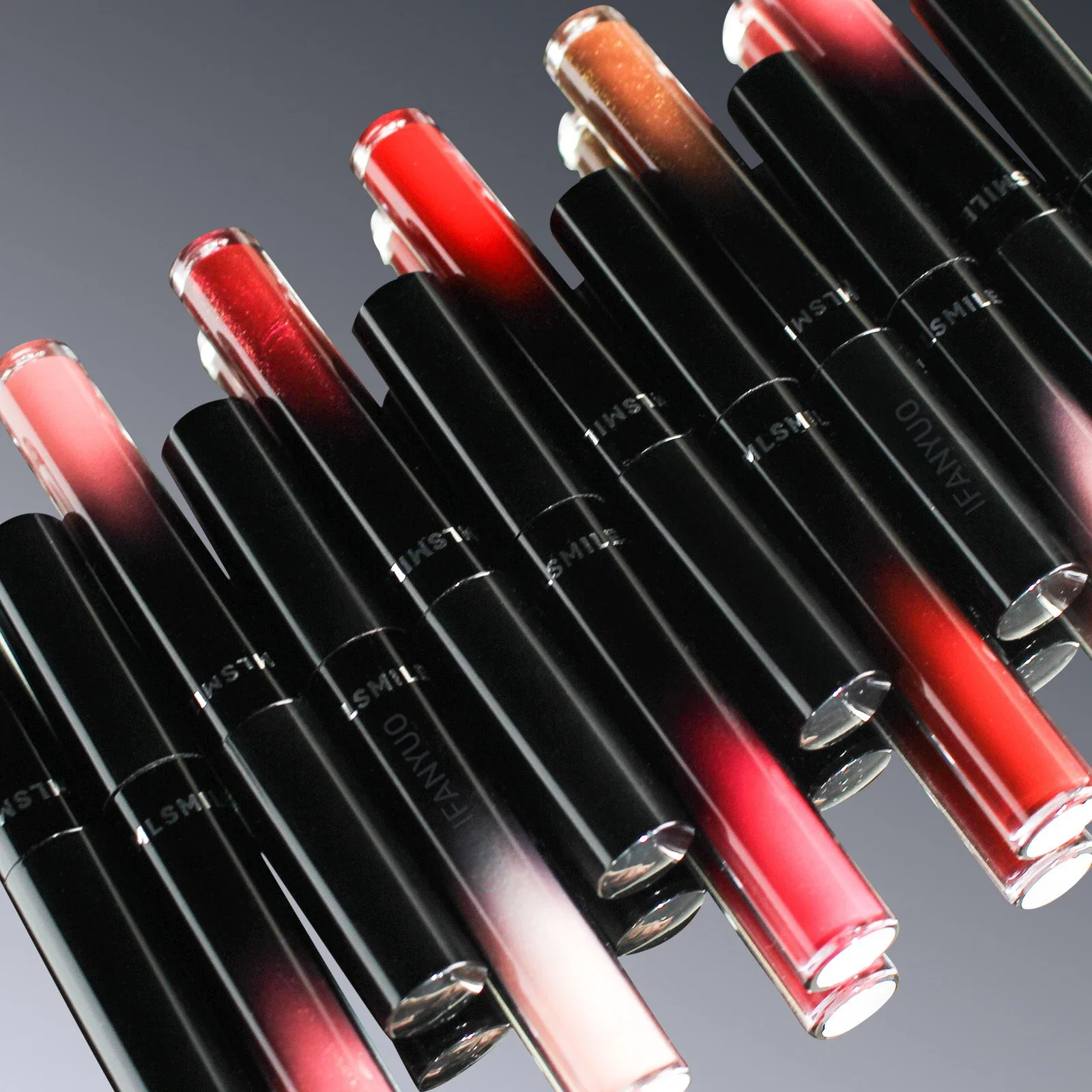 Wasserdichter flüssiger Samt-Matt-Lippenstift, transparentes, feuchtigkeitsspendendes Lippenöl, perlmuttartige, satte Farbe, Lipgloss-Tönung, dauerhafte Kosmetik — image 3