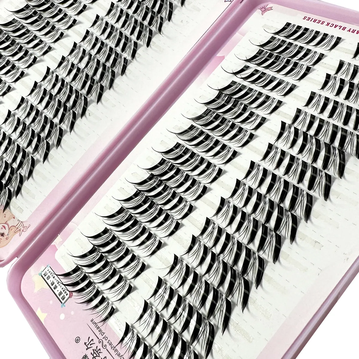 32 řad Fox Eye Manga Cluster Lashes Řasy Kočičí Eye Řasy Individuální řasy Přirozený vzhled DIY Prodloužení řas Objem Shluky řas — image 6