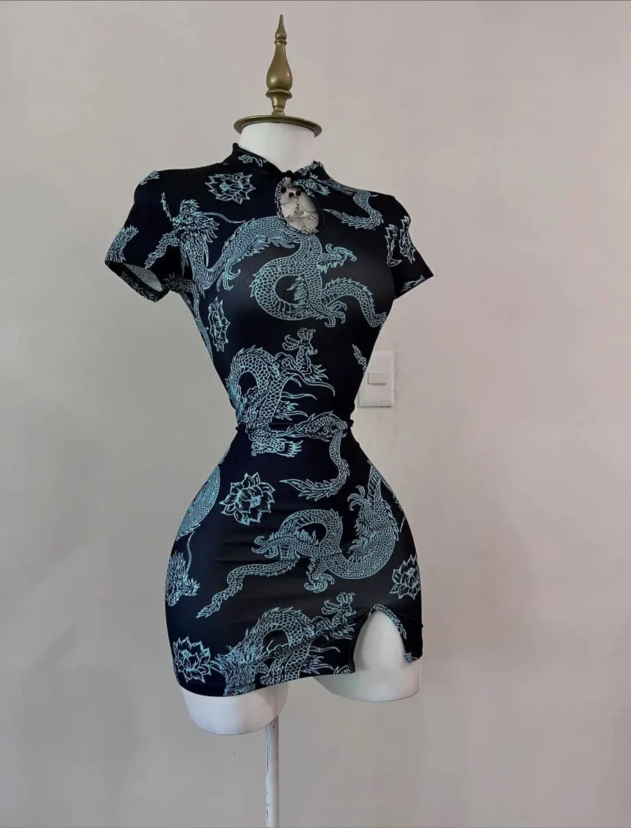 National Trend Style Dragon Mønster Forbedret Cheongsam kortærmet stand-up krave med knappet sexet slids kort nederdel — image 6