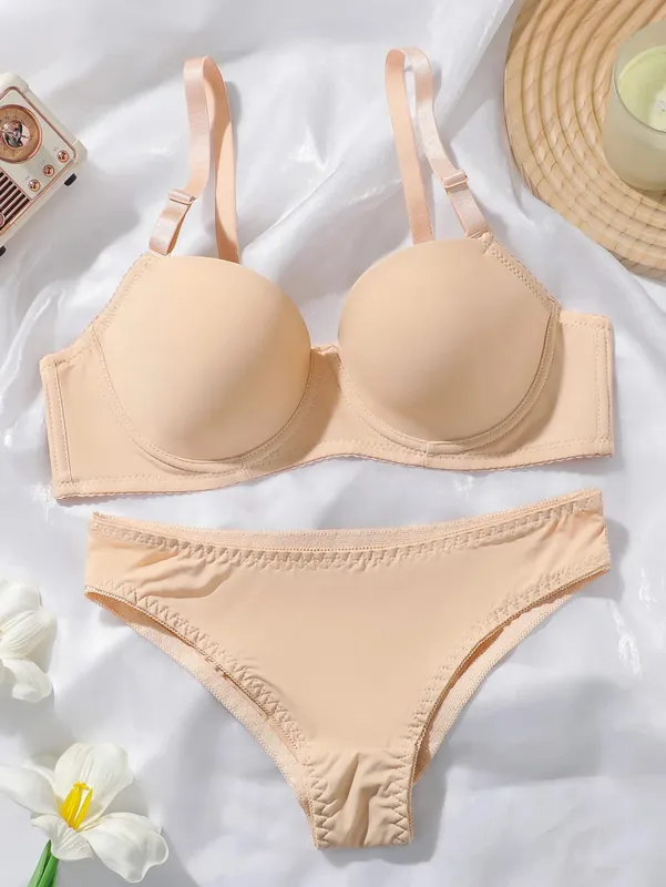 Hot selling warna solid set seluar dalam 2 helai pelbagai warna set bra empat musim setiap hari selesa dipakai Lingerie seksi 2611