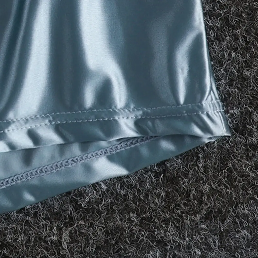 1 PC Men ICE Silk Smooth Solid Boxer กางเกงขาสั้นกางเกง L-3XL ขนาดใหญ่หลวมชุดนอนชุดชั้นในกางเกงไม่มีรอยต่อ Comfy ชุดนอน — image 7