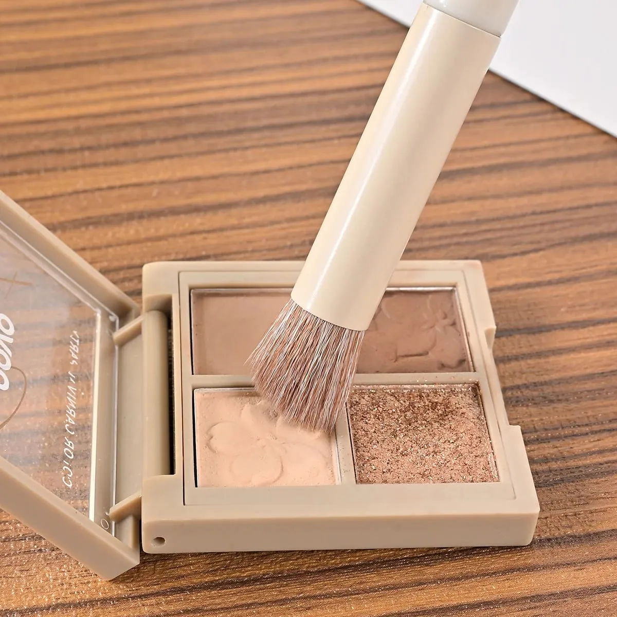 Juego de brochas de maquillaje de 12 piezas: cerdas de nailon de alta calidad que incluyen brochas para base, colorete, ojos y polvos — image 6