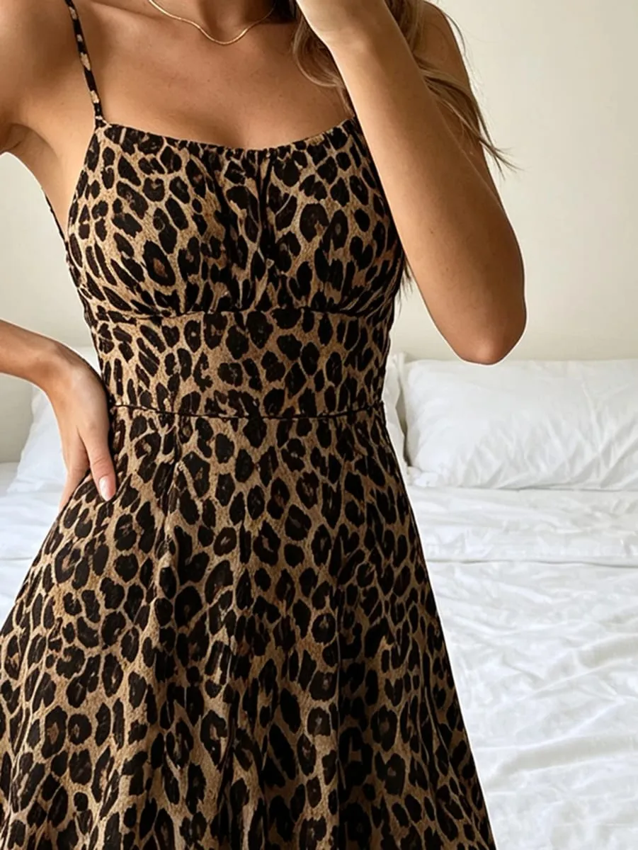 Mini robe froncée à imprimé léopard pour femmes, bretelles Spaghetti, dos nu, mode de rue pour soirée ou soirée — image 5