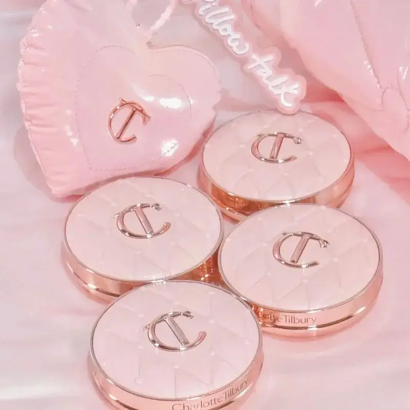 Charlotte Tilbury Concealer Cushion Selembut Sutera dan Tahan Lama Tona Kulit Mencerahkan Mudah Alih Menggebukan Mekap Wajah Dengan Hadiah Kotak — image 1
