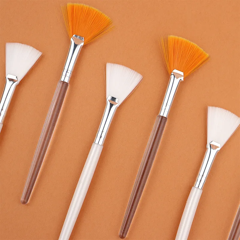 Praktische Gesichtsbürsten, Fächer-Make-up-Pinsel, tragbare Maskenbürste, kosmetische Werkzeuge für Frauen, flexibler weicher Gesichtsmasken-Applikator — image 5