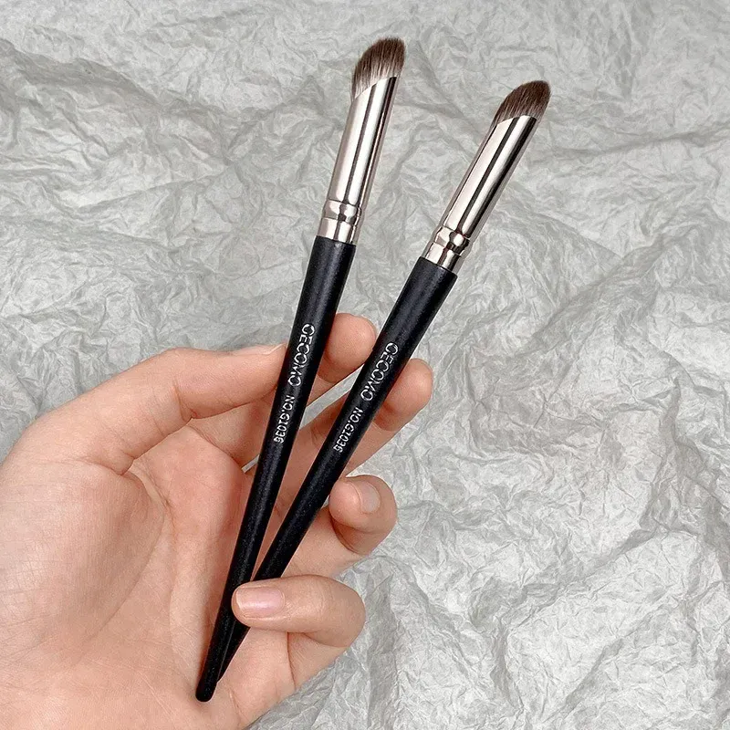 1 Pz Pennelli per trucco correttore Precisione morbida e soffice Pennello per sbavature Copertura per acne Occhiaie Strumenti per trucco di dettaglio multifunzione — image 3