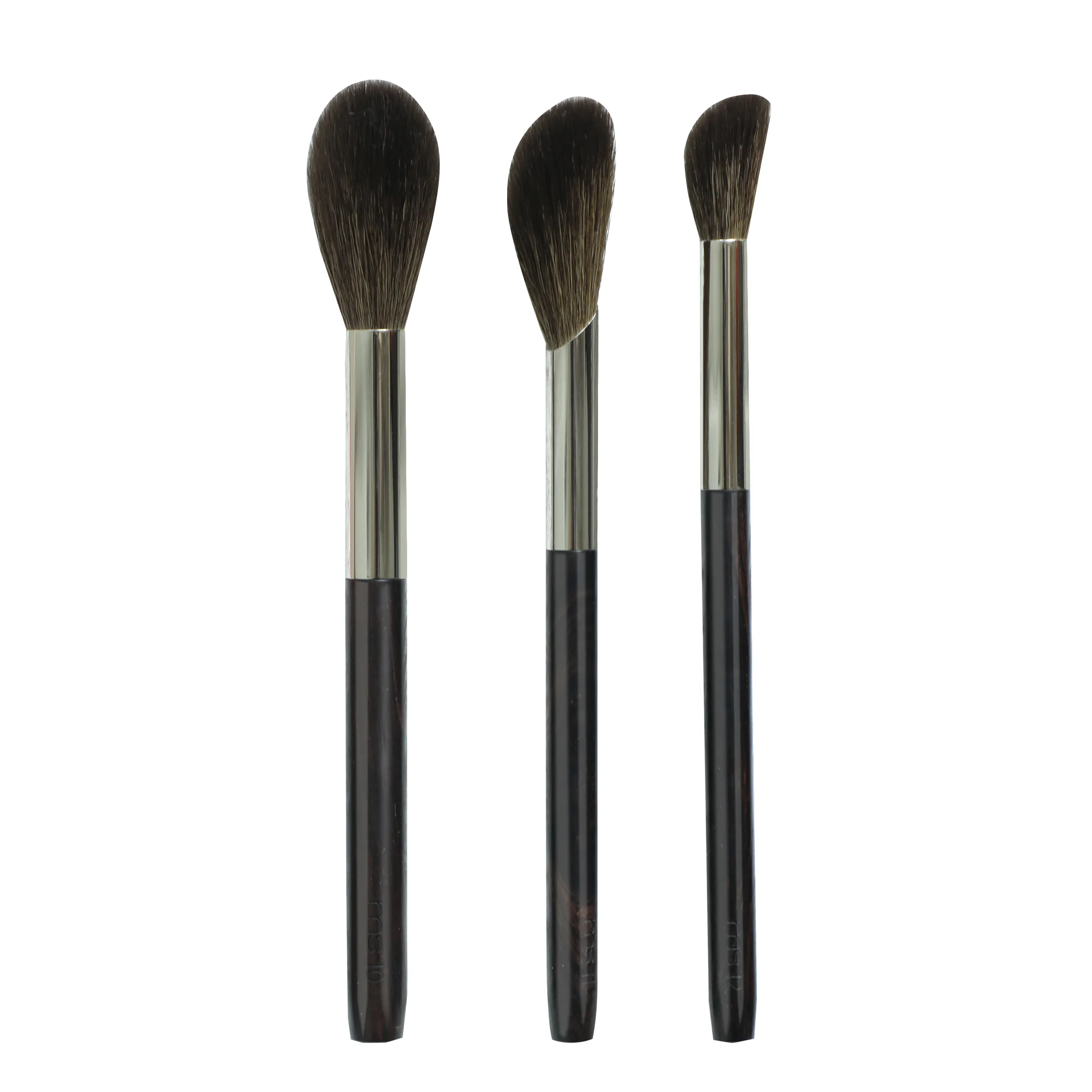 Profesionální ručně vyrobený štětec na make-up 1PC štětec na zvýrazňování tvářenek Štětce na make-up s měkkými kozími srstmi Saikoho s ebenovou dřevěnou rukojetí — image 1