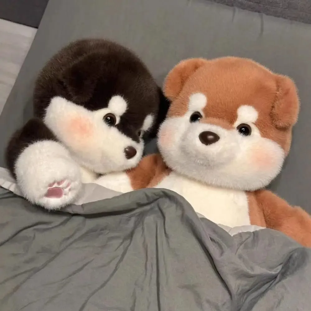 Hadiah Kreatif Bantal Plush Haiwan Boneka Anjing Lembut Sokongan Emosi Bantal Boneka Comel Bantal Plush 17.7 inci — image 3