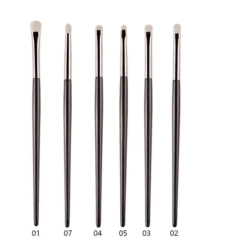 1pc White Pony Hair Ombretto Pennelli per trucco Piccola sbavatura Precisione Piega Dettaglio Smussatura Ombretto Pennello per trucco Liner Labbro