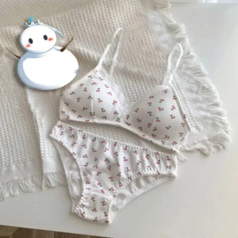 Sød japansk Lolita BH-sæt Cherry Strawberry Print Trådløs, ikke-polstret Bralette Anti-Sagging Comfort AB Cup MOYISU 32-38 Sexet — image 3