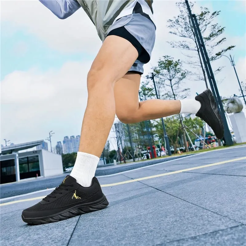 Summer Men's Shoes Breathable Mesh Sneakers Men's Lightweight Mesh Casual Running Shoes Outdoor Hiking Shoes Plus Size 39-47