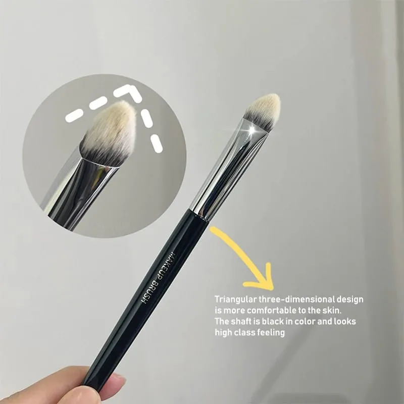 Dreieckiger, abgeschrägter Concealer-Pinsel, dunkle Augenringe, Akne-Flecken, Concealer, Kosmetikpinsel, Details, Hervorhebung von Akzenten, Make-up-Pinsel — image 6