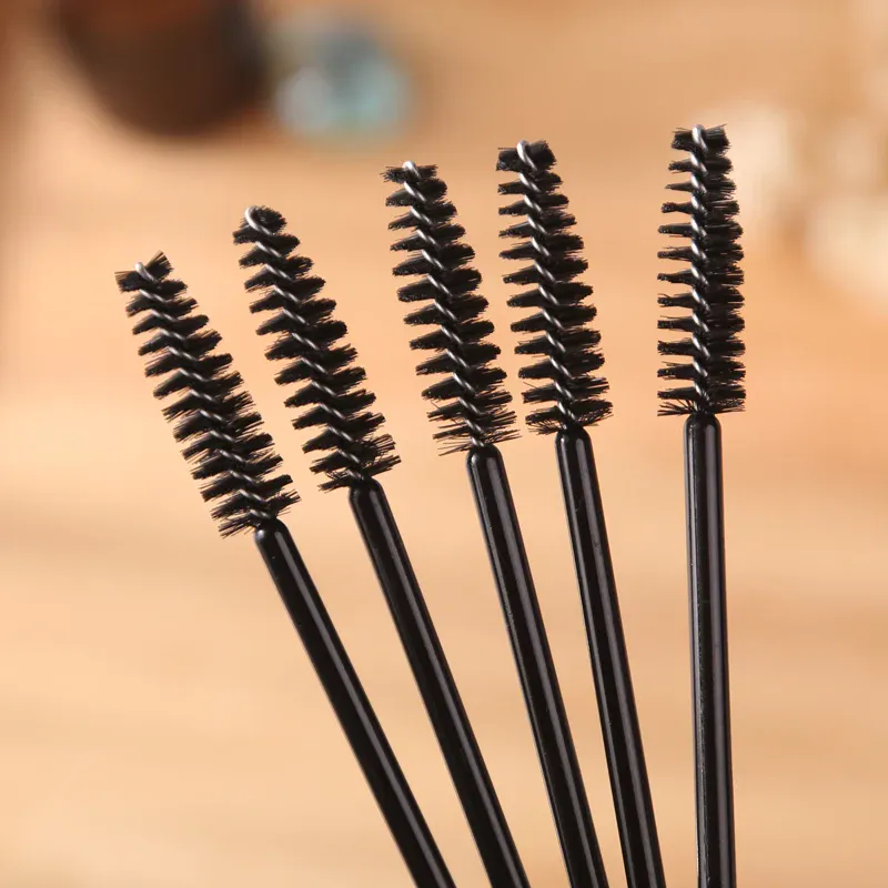 50 pièces pour greffer des cils Extension femmes pinceaux de maquillage outils jetables en Nylon Mascara baguette applicateur pinceaux à cils — image 3