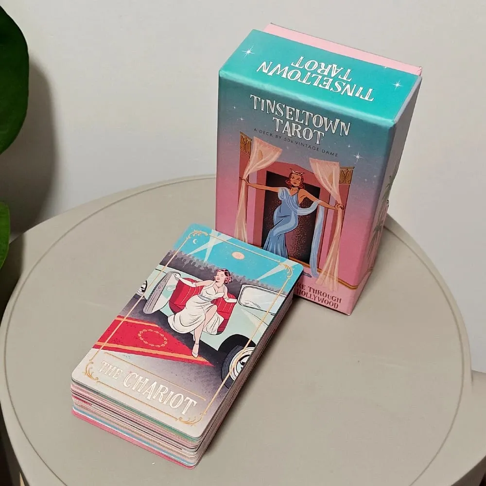 Tarocchi di Tinseltown in scatola rigida rosa vintage ispirato a Hollywood, 78 carte illustrate 12*7 cm