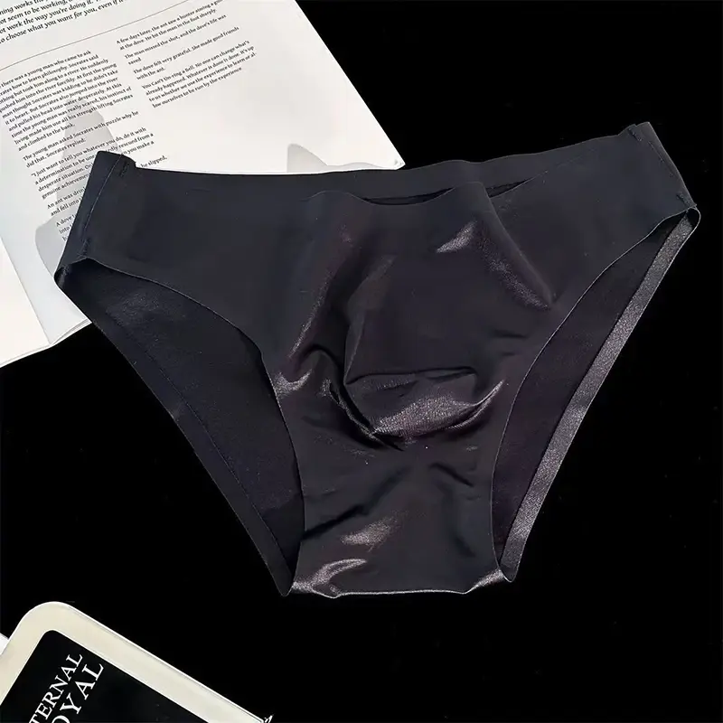 Men Ice Silk Briefs Ultra-thin Seamless Sexy Panties Quick Drying U Bulge Pouch Breathable Underwear Luxury Glossy Underpants — image 7