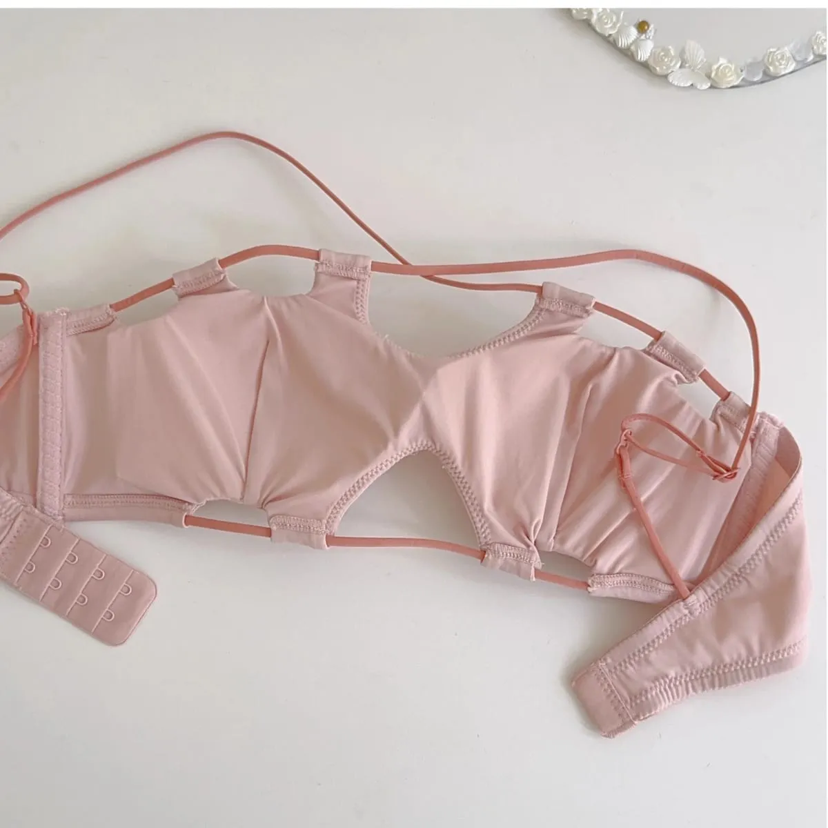 Sexet bh med hængende hals enkel ensfarvet bustier med kryds ryg uden stålring åndbar lingerietrusser dameundertøj — image 7