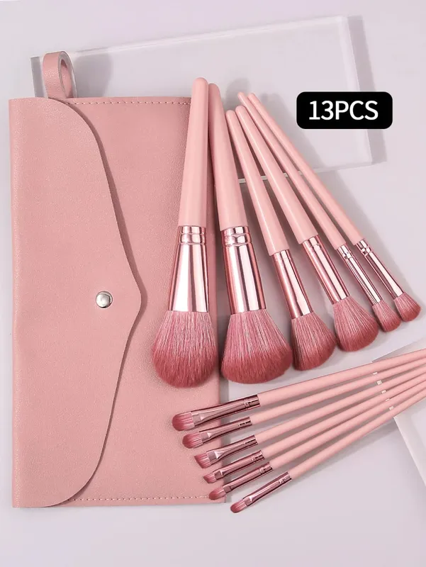 Das 13-teilige Make-up-Pinsel-Set wird mit einem tragbaren Umschlag für Make-up-Pinsel, Rouge, losem Puder und Eyeliner-Pinseln geliefert
