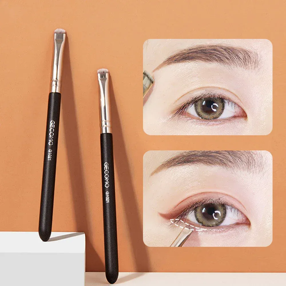 Kuas Rias Eyeliner Kuas Detail Alis Portabel Kuas Bulat Datar Bersudut Kecil Portabel Alat Rias Kecantikan Alis Liner Profesional — image 2