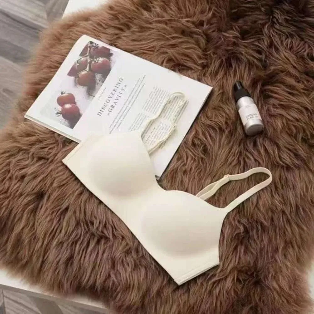 Soft Comfort Trådlös BH Tunn Cup Elastiskt Material Push Up BH Elastisk Samlad Design Sömlös BH Underkläder Skönhet — image 2