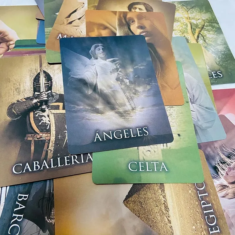 Kartu Oracle Kehidupan Masa Lalu 44 Buah Permainan Papan Edisi Spanyol Oracle Deck — image 4