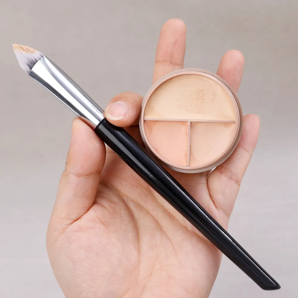 1 ชิ้นสามเหลี่ยมกรวยคอนซีลเลอร์แปรง Lacrimal Sulcus Cover Dark Circles คอนซีลเลอร์แปรงแต่งหน้า Professional เครื่องมือแต่งหน้าความงาม — image 6