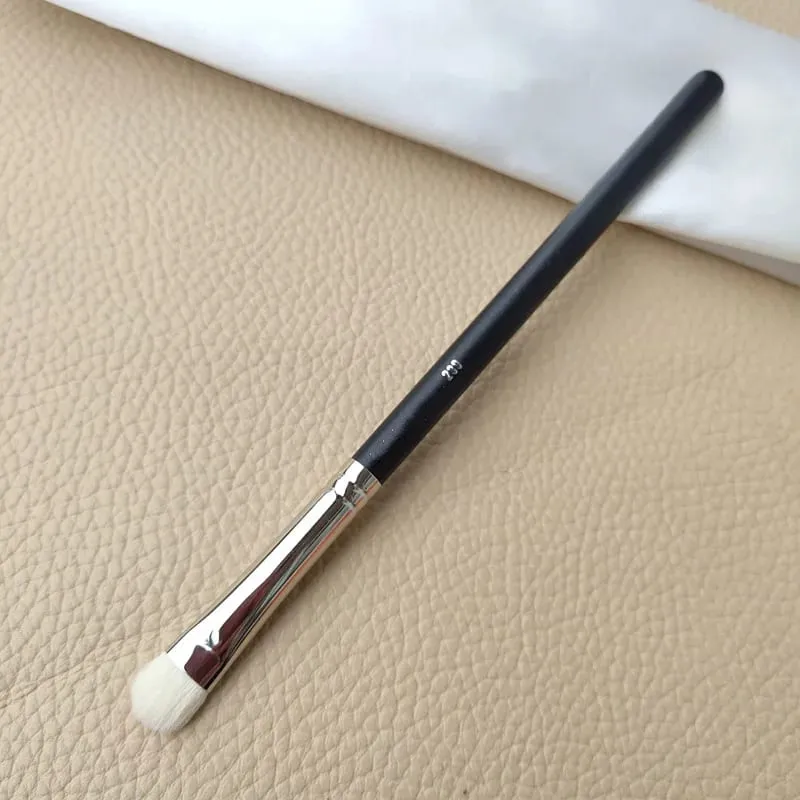 1 stück M serie Make-Up Pinsel Pulver Kontur Lidschatten Make-Up Pinsel Tier Haar Holz Griff Hohe Qualität Kosmetische Werkzeug künstler — image 25