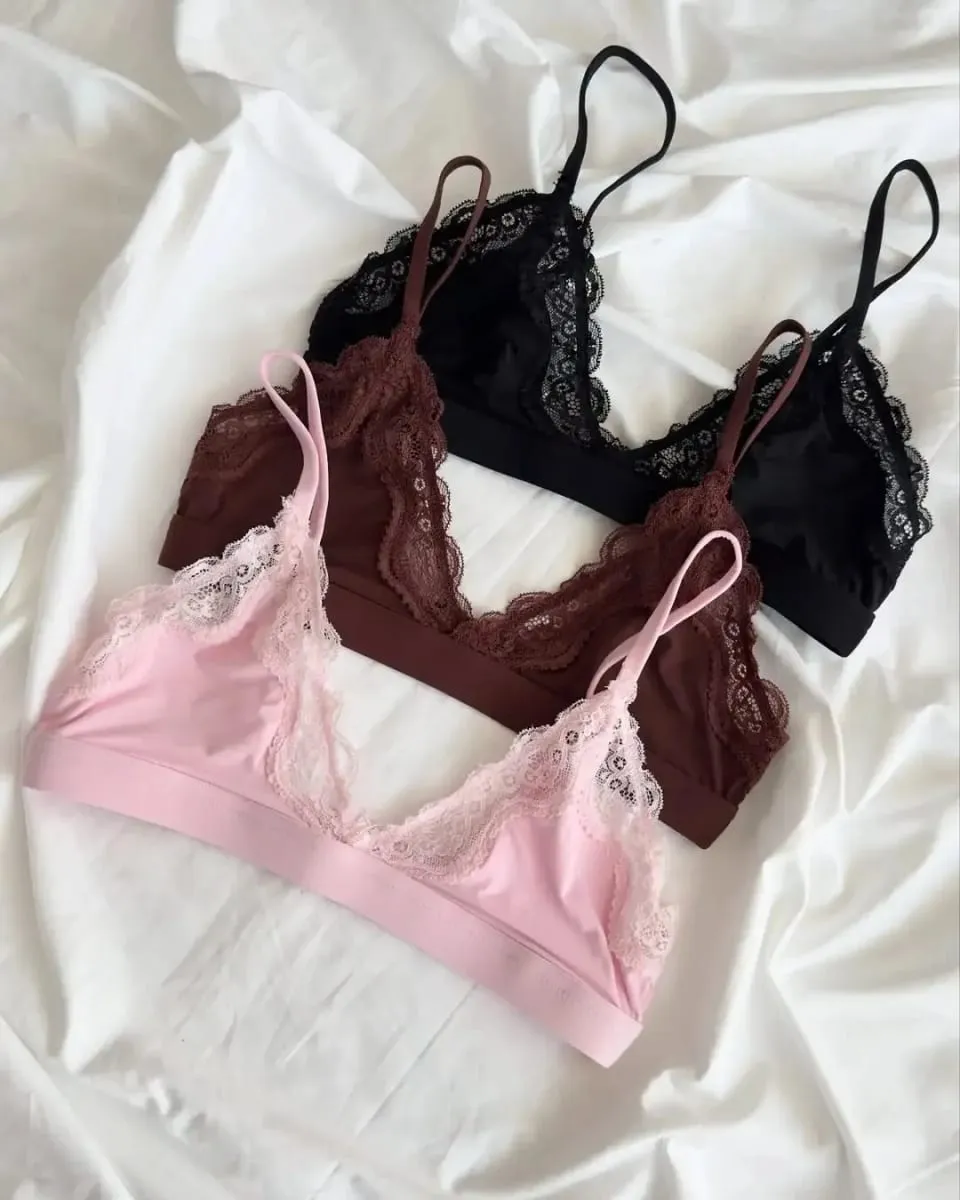 Set Pepejal Bra Renda Comel Gabungan Percuma Wanita Bra Tali Boleh laras+Seluar Dalam Pinggang Rendah Bergaya Ringkas Set Pakaian Dalam Keanjalan Tinggi — image 4