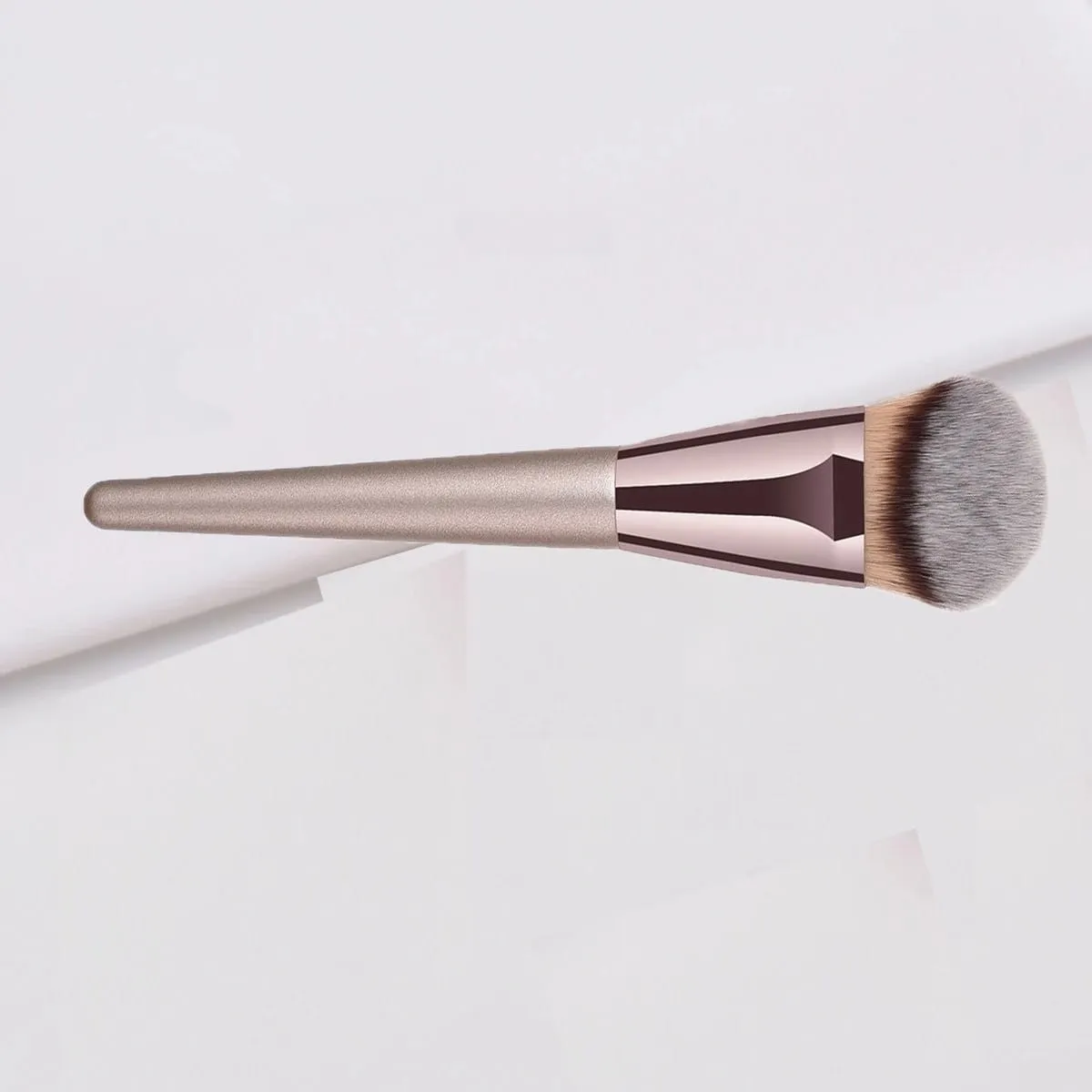 1 Buah Kuas Foundation Profesional untuk Wanita Kosmetik Foundation Powder Blush Kabuki Blending Make Up Brush Alat Kecantikan — image 3