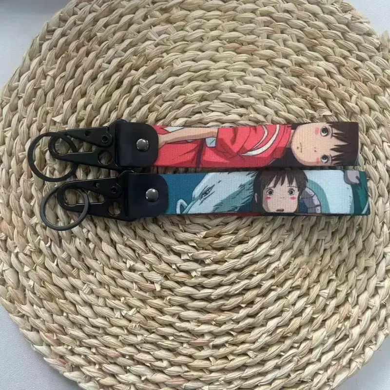 Portachiavi con becco d'aquila Figure anime Cordini corti utilizzati nel porta badge con corda telefonica Cordino portatile con pendente USB — image 6