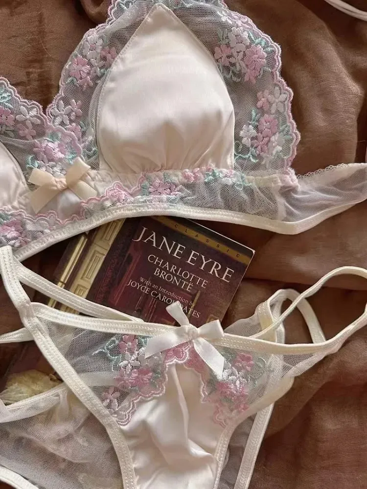 Women's Bra Set No Underwire Wireless Bralette Lingerie Small Breasts Comfort Soft Stretch Fabric Petite Underwear — image 1